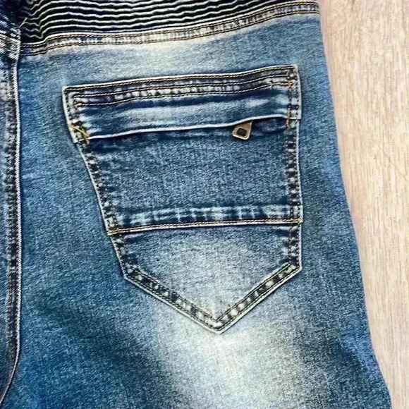 Men's Blue Denim Jeans - Picture 8 of 10